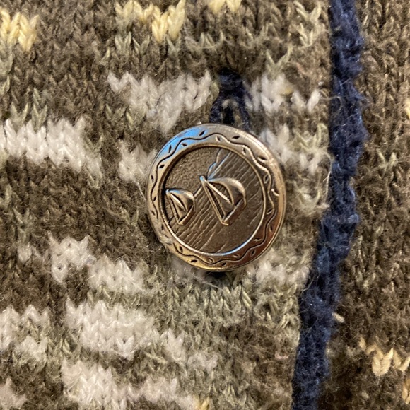 Northern Reflections Vintage Sweater Vest - Picture 4 of 4